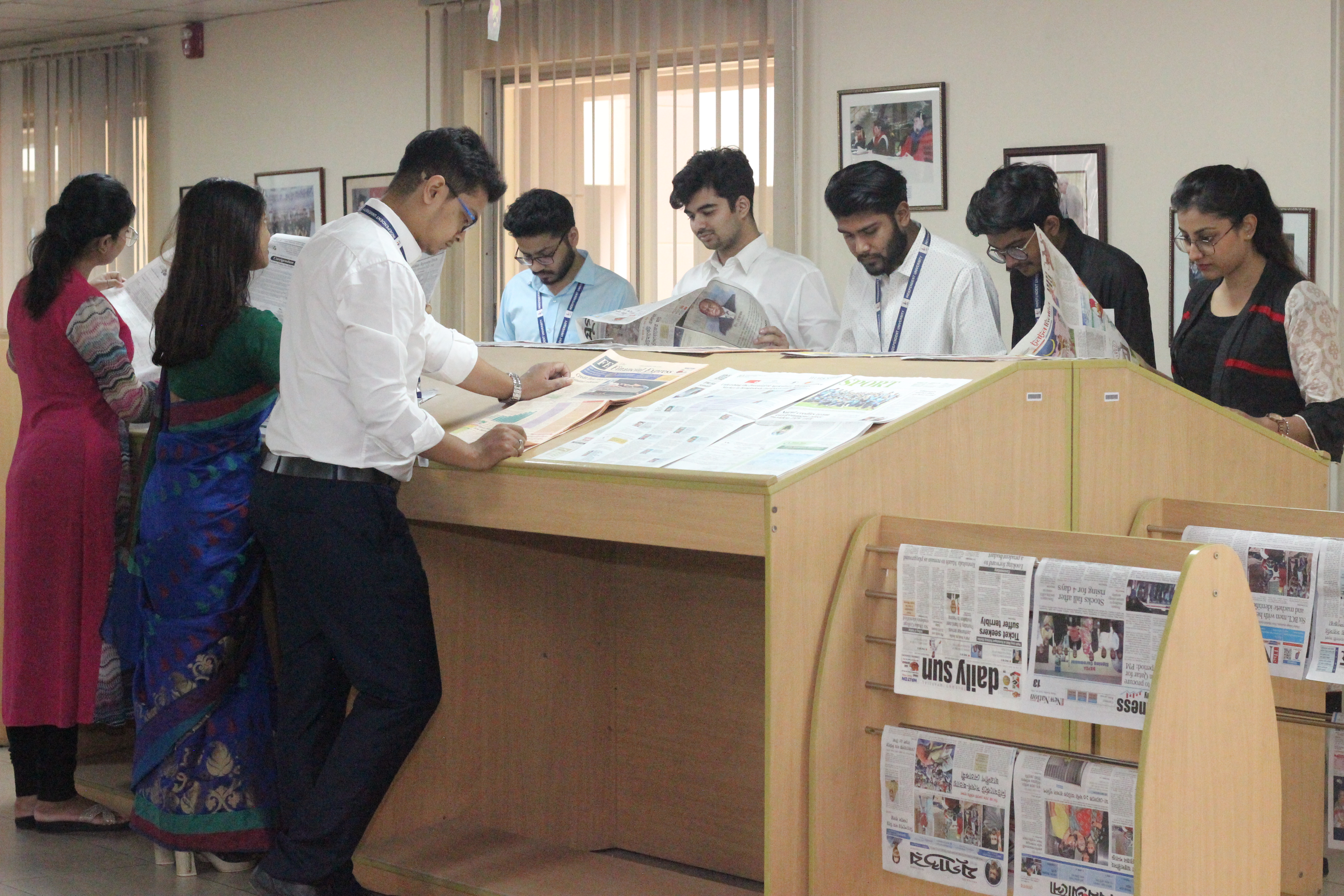 Stay informed with daily newspapers from around the world.